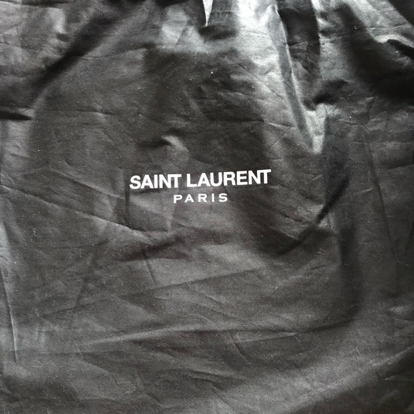Saint Laurent - Picture 7 of 7